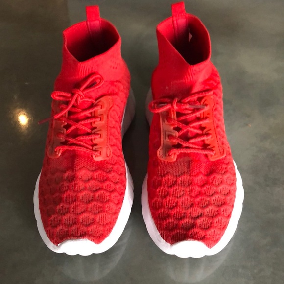 Sneakers - Picture 1 of 3